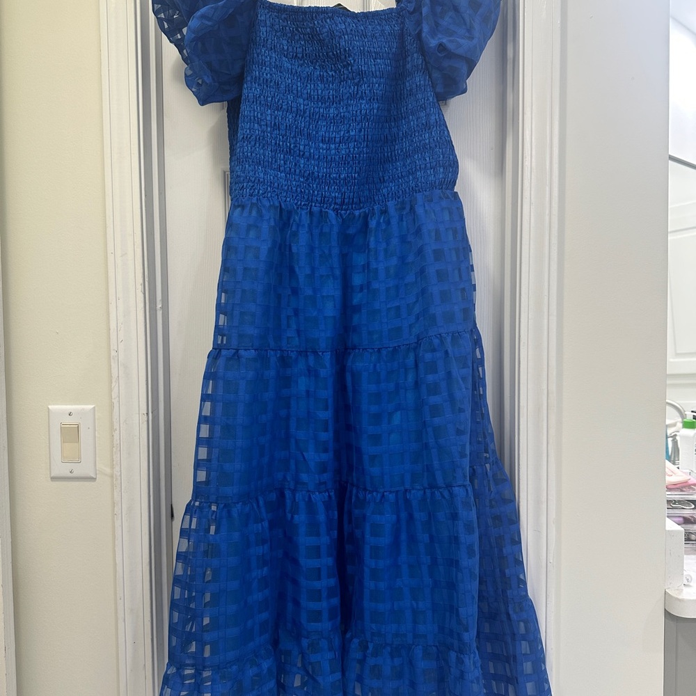 Chic Blue Smocked Dress with Flutter Sleeves